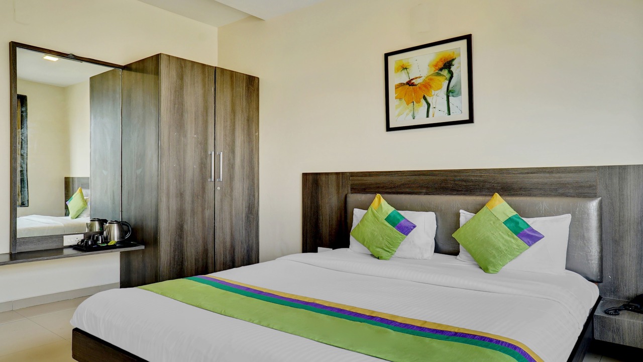 Photo of Bedroom in Hadapsar