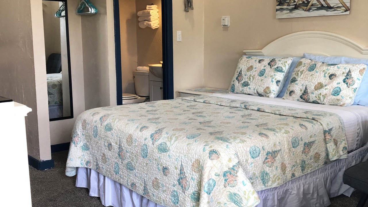 Photo of Bedroom in Buzzards Bay