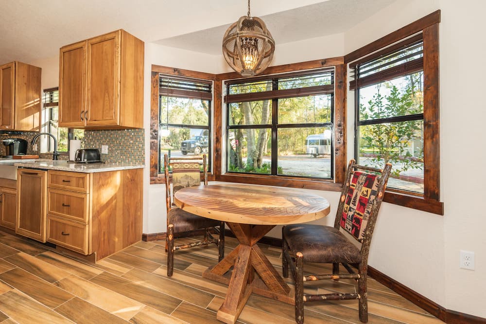 Photo of Kitchen in Bronson
