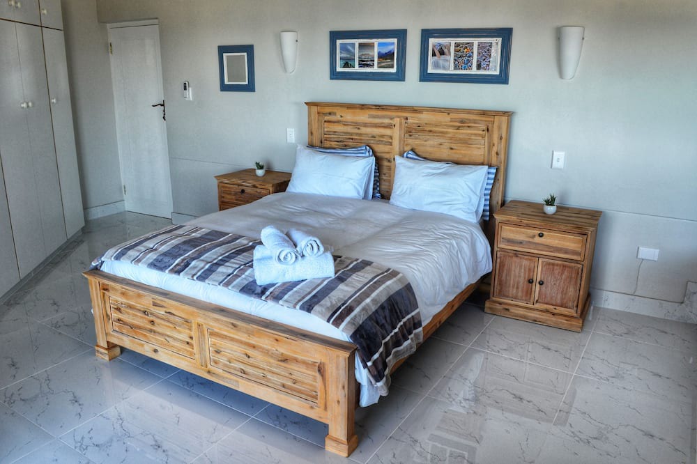 Photo of Bedroom in Mountainside
