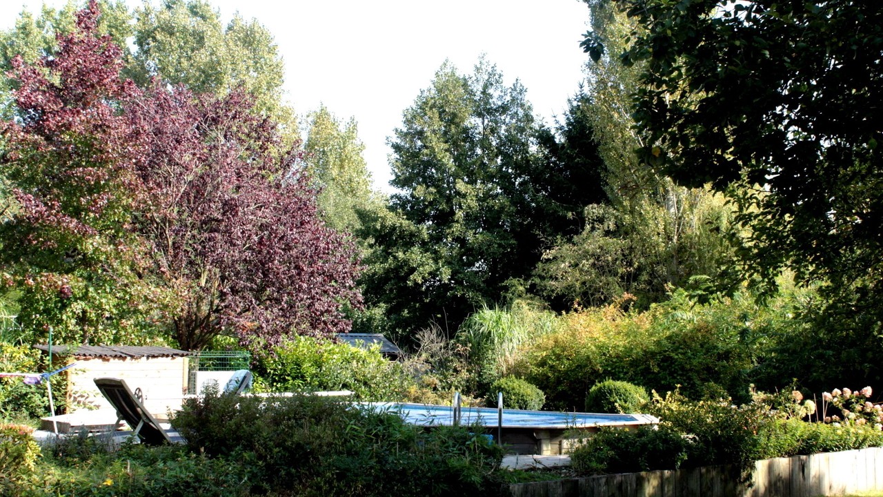 Photo of Outdoor in Reves