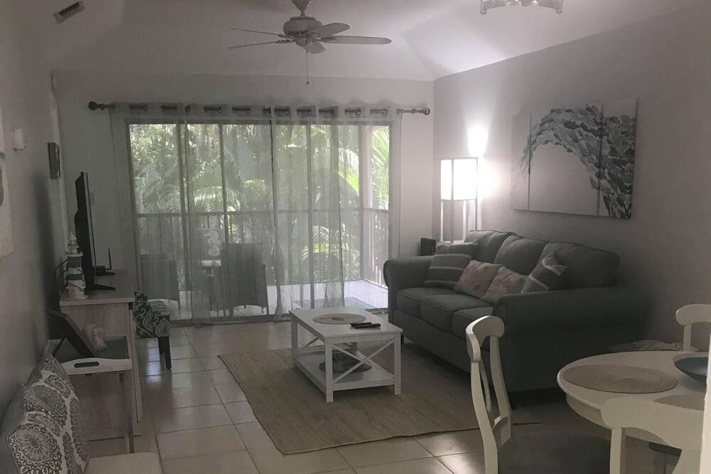 Photo of Livingroom in Kings Lake