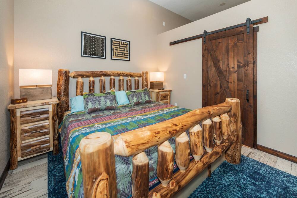 Photo of Bedroom in Bronson