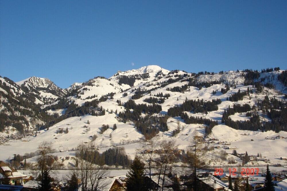 Photo of Patio Balcony in Zweisimmen