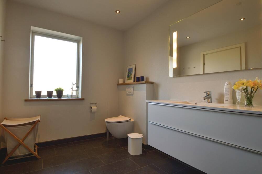 Photo of Bathroom in Brande