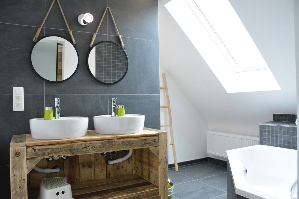 Photo of Bathroom in Houffalize