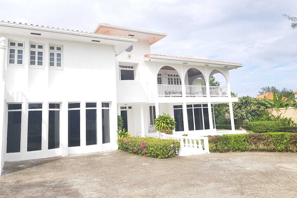 Photo of Outdoor in Mammee Bay Estates