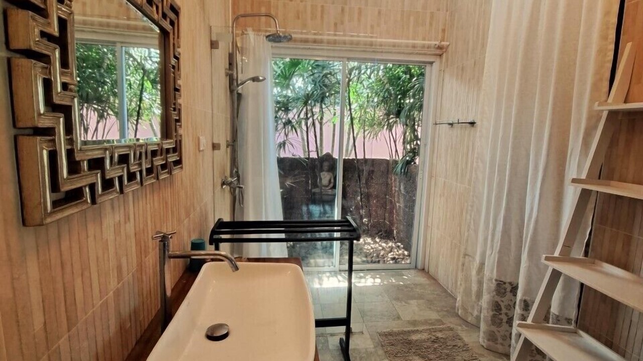 Photo of Bathroom in Hua Thanon