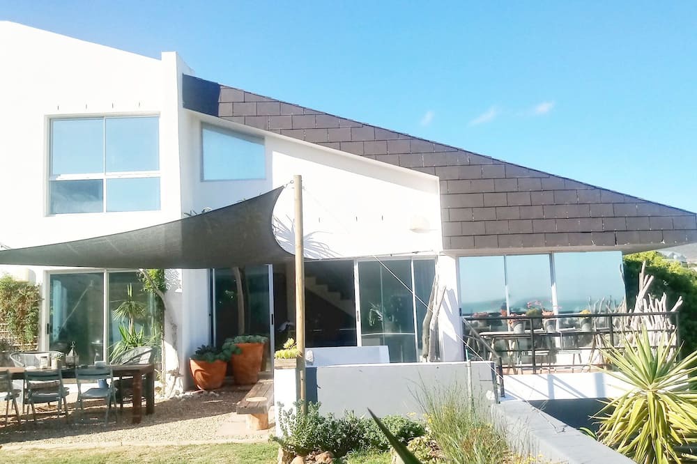 Photo of Others in Noordhoek