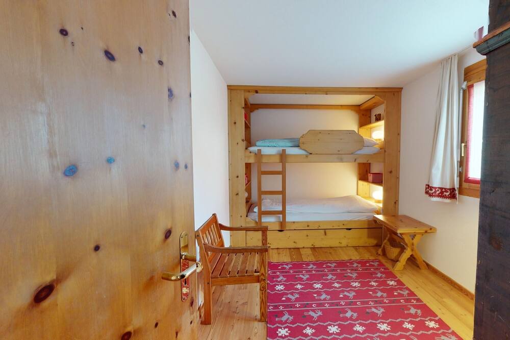 Photo of Bedroom in Surlej