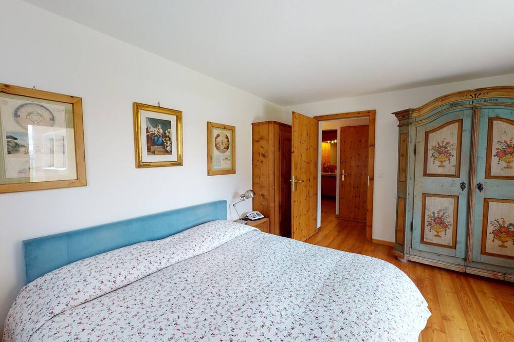 Photo of Bedroom in Surlej