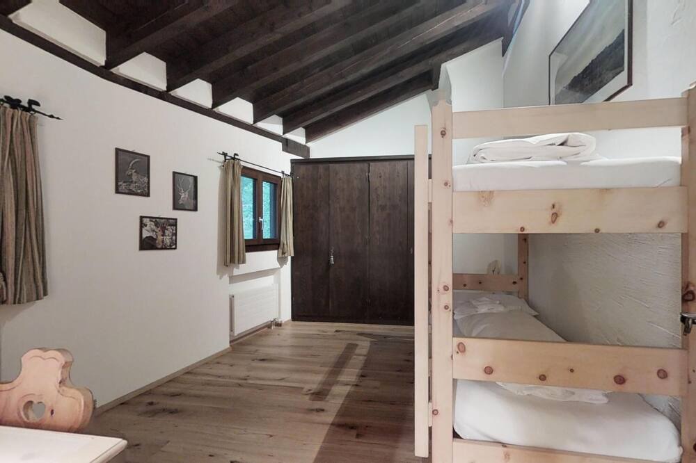 Photo of Bedroom in Surlej