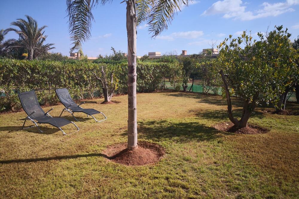 Photo of Outdoor in Issen