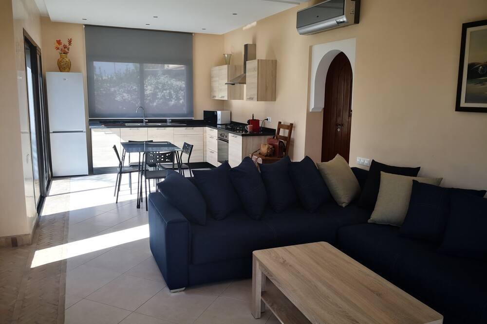 Photo of Livingroom in Issen
