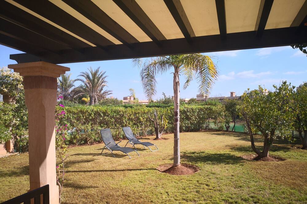 Photo of Outdoor in Issen