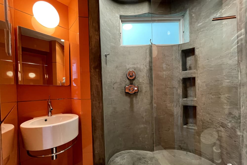 Photo of Bathroom in Belvedere Tiburon