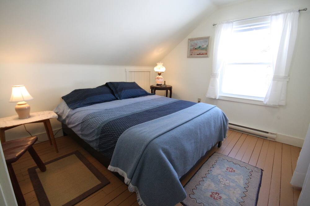 Photo of Bedroom in Boutiliers Point