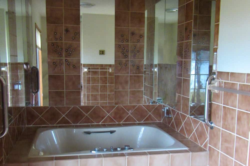 Photo of Bathroom in Parkers Prairie