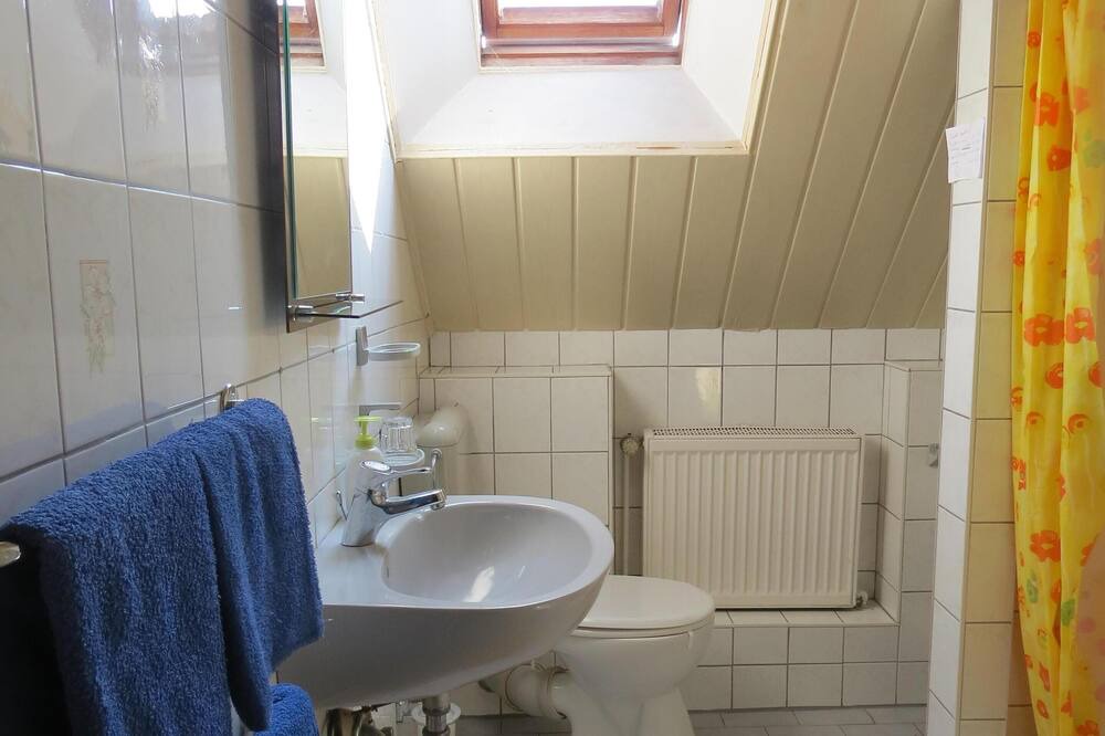 Photo of Bathroom in Neuende