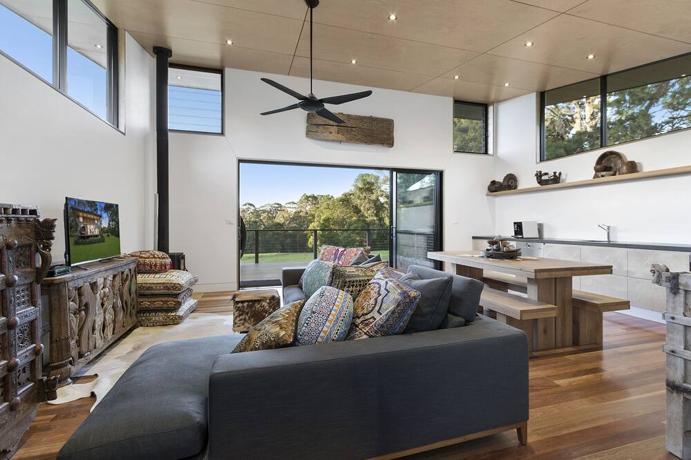 Photo of Livingroom in Mountain Lagoon
