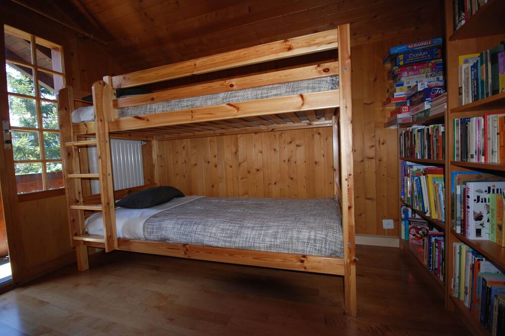Photo of Bedroom in Ormont-Dessus