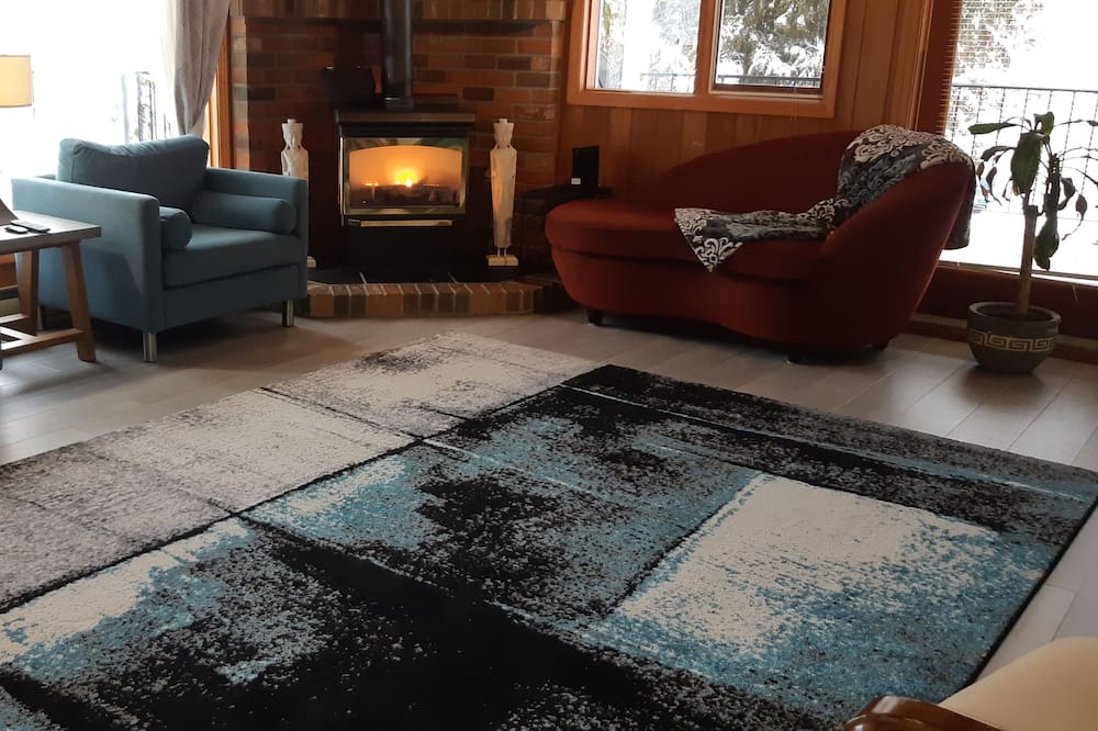 Photo of Livingroom in Nelson