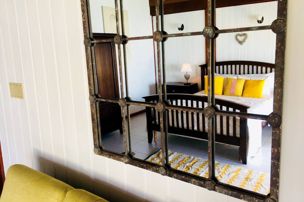 Photo of Patio Balcony in Mamora Bay