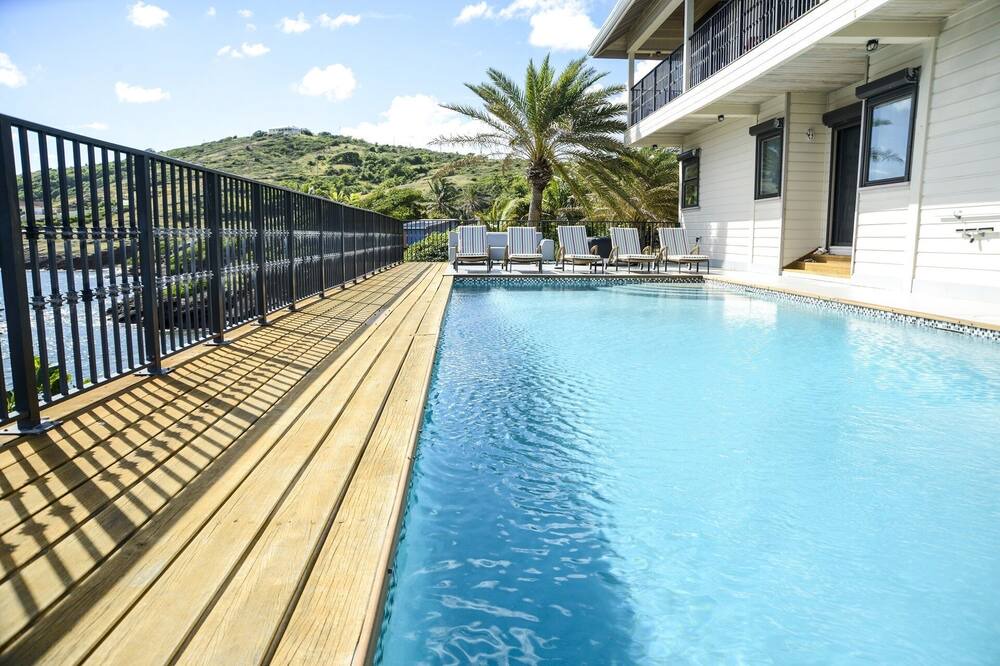 Photo of Outdoor in Mamora Bay