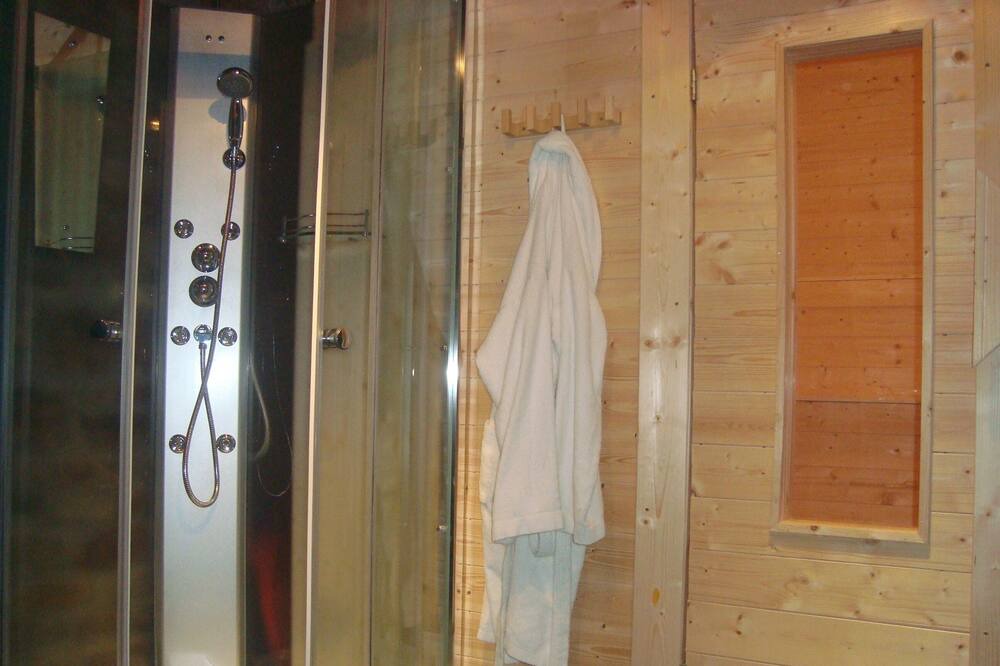 Photo of Bathroom in Lignieres