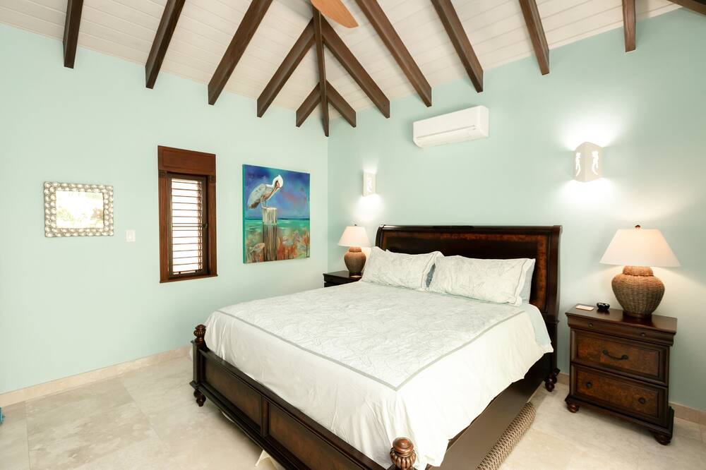 Photo of Bedroom in Mamora Bay