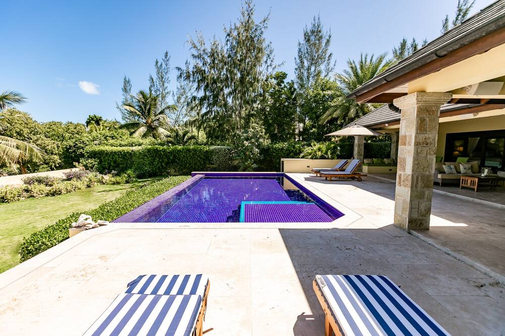 Photo of Outdoor in Mamora Bay