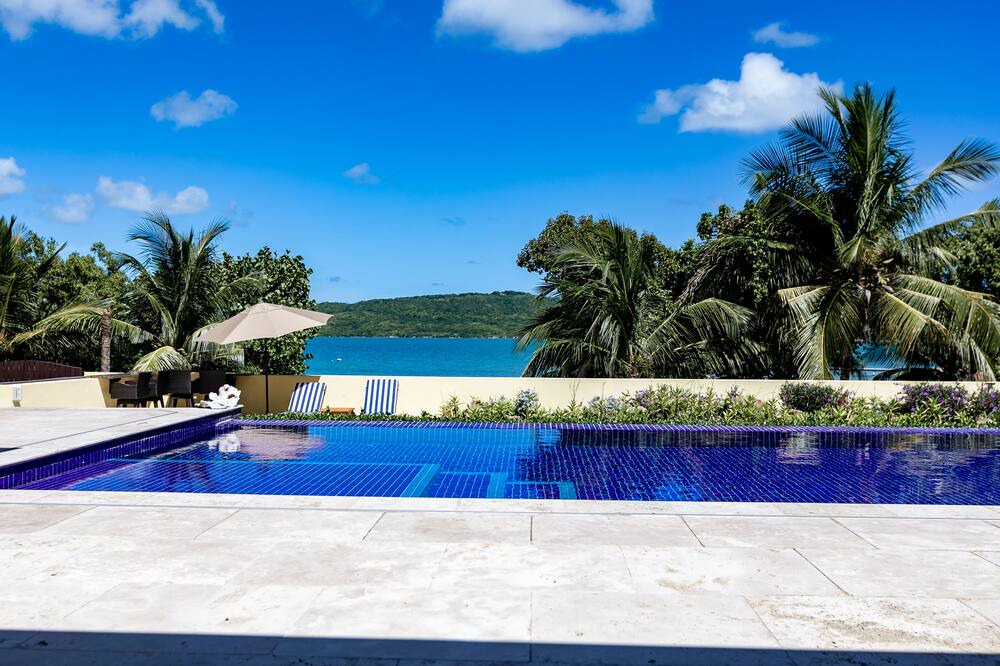 Photo of Outdoor in Mamora Bay