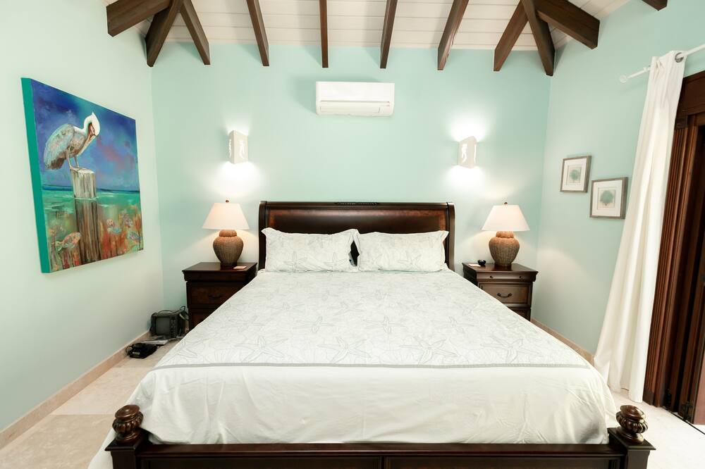 Photo of Bedroom in Mamora Bay