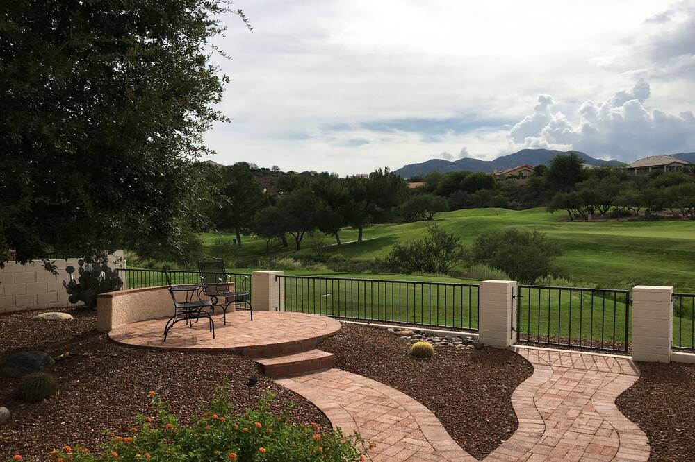 Photo of Patio Balcony in Saddlebrooke