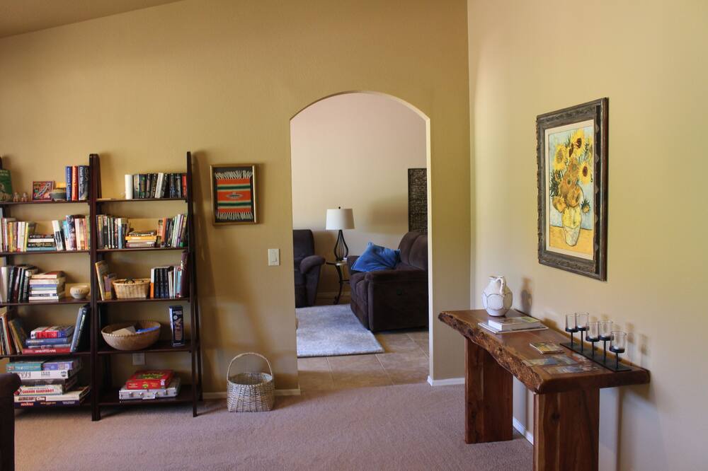 Photo of Bedroom in Saddlebrooke