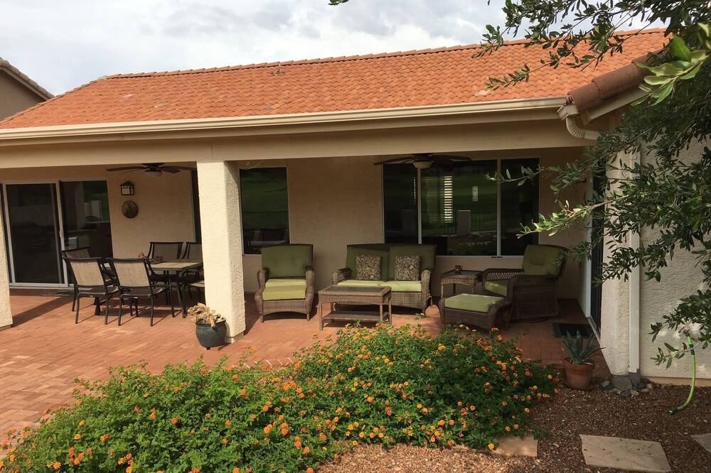 Photo of Patio Balcony in Saddlebrooke