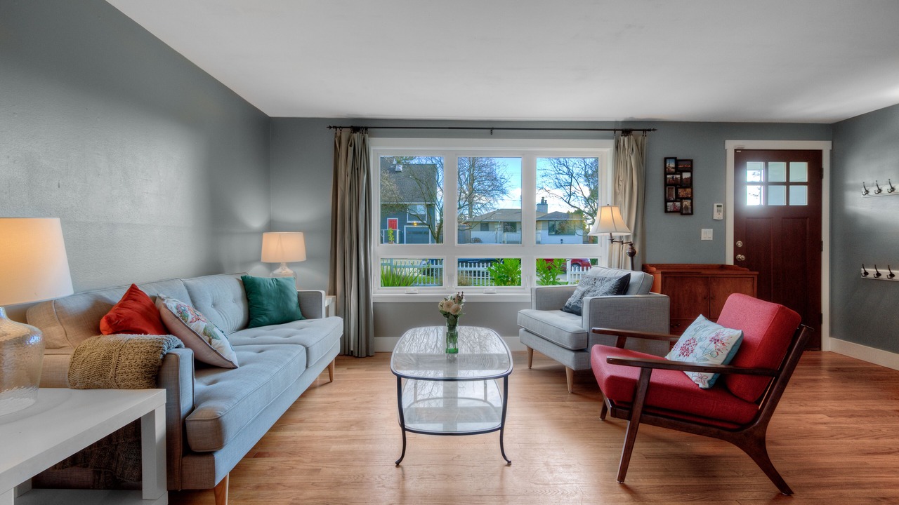 Photo of Livingroom in Alki