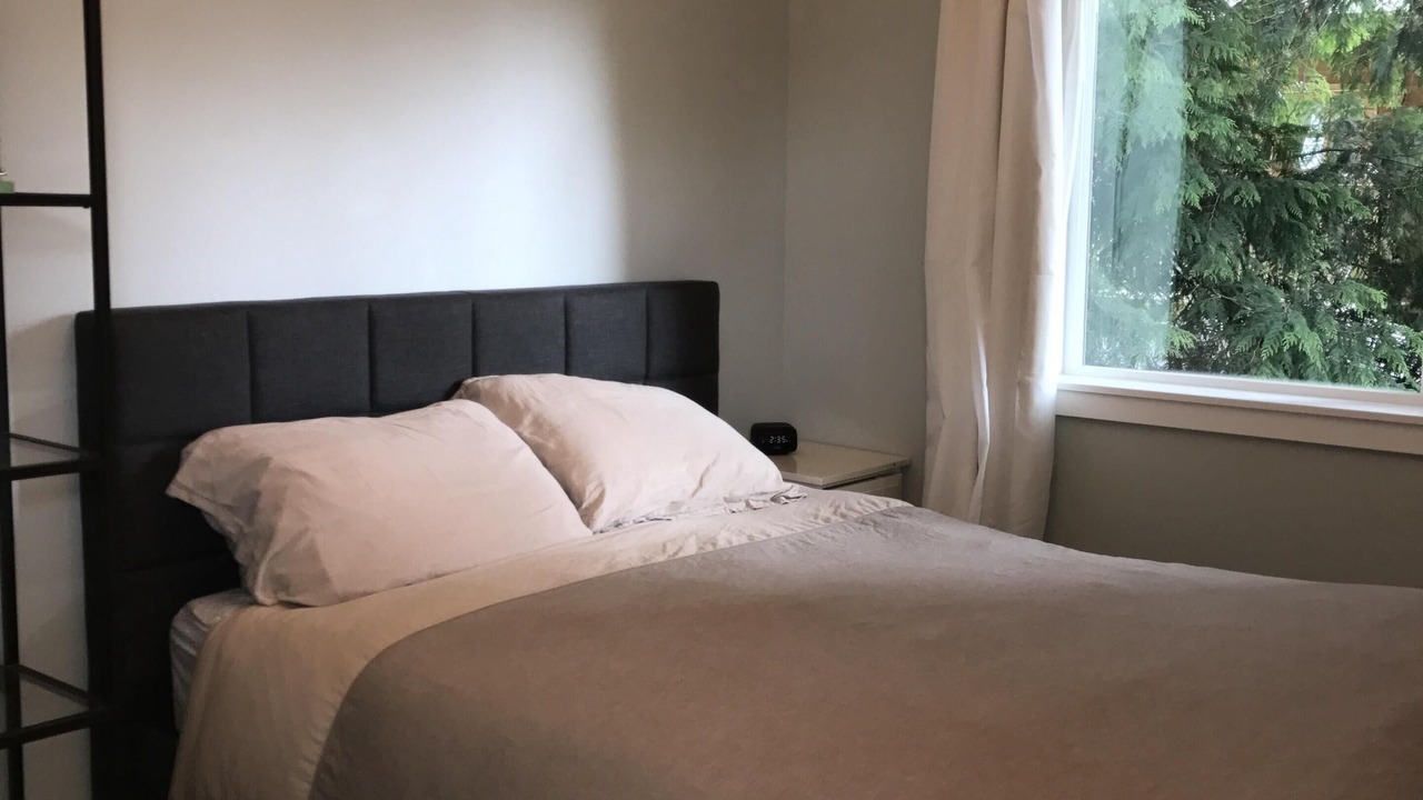 Photo of Bedroom in Alki