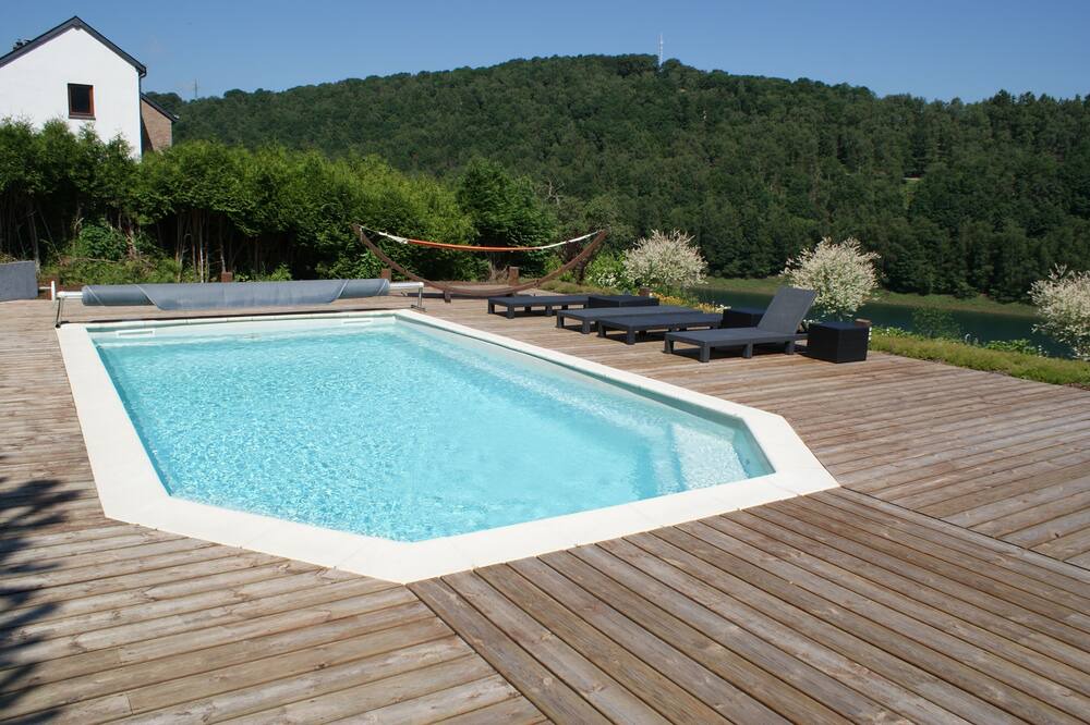 Photo of Outdoor in Grand Coo