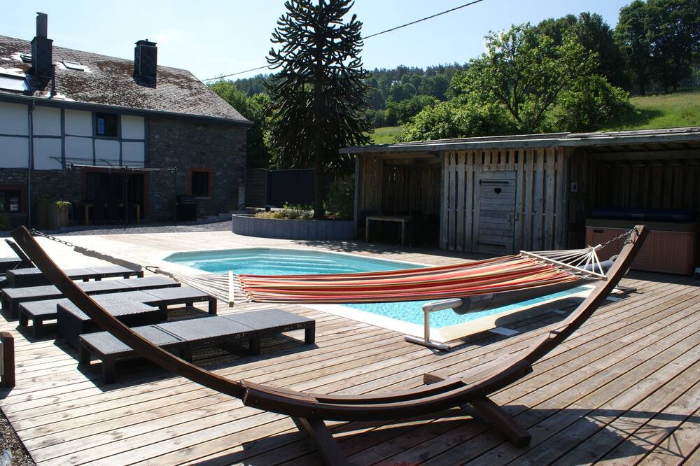Photo of Outdoor in Grand Coo