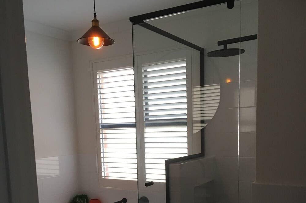 Photo of Bathroom in Rockingham