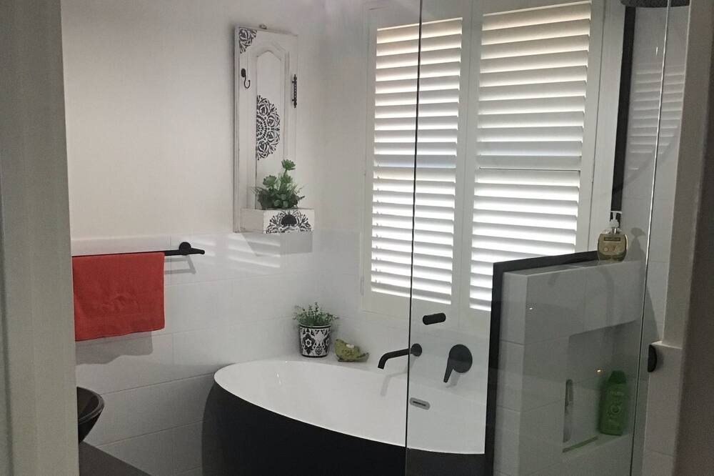 Photo of Bathroom in Rockingham