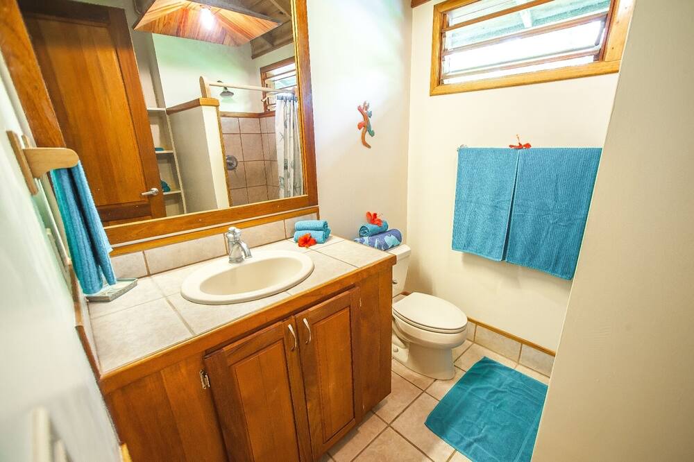 Photo of Bathroom in Palmetto Bay