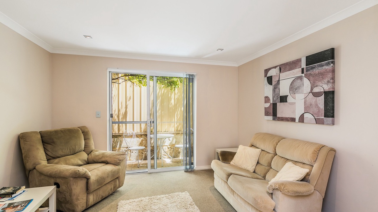 Photo of Livingroom in Clarkson