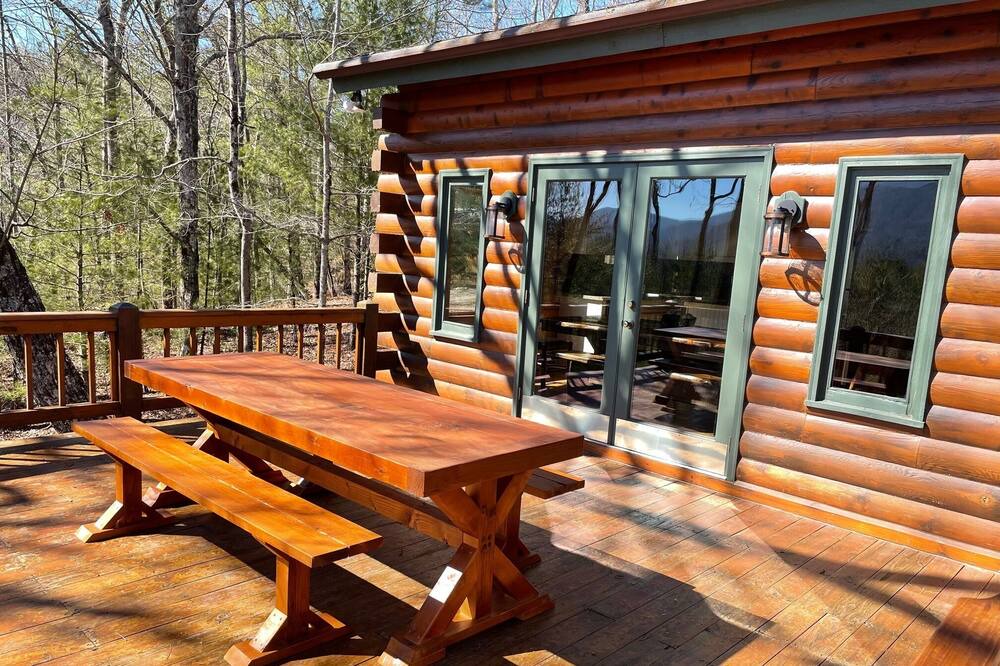 Photo of Patio Balcony in Hidden Lake