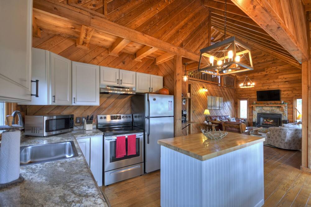 Photo of Kitchen in Hidden Lake