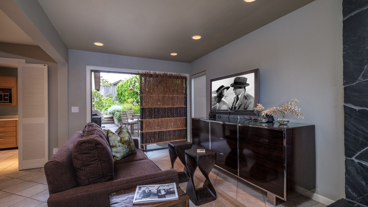 Photo of Livingroom in Carmel Point