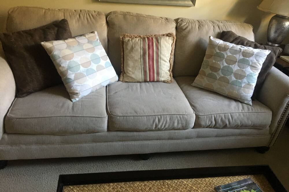 Photo of Livingroom in Mission Canyon
