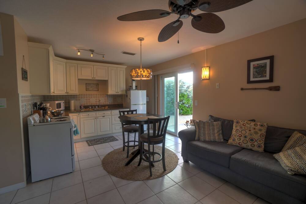 Photo of Livingroom in West End