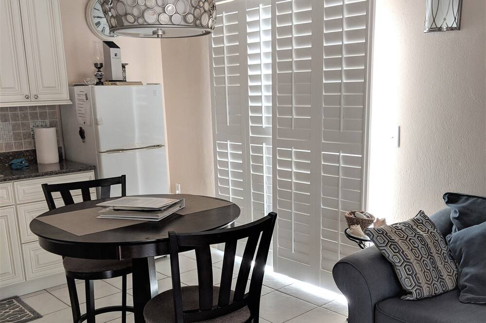 Photo of Livingroom in West End
